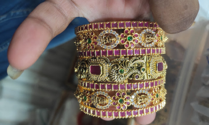 Aruna fancy jewellery